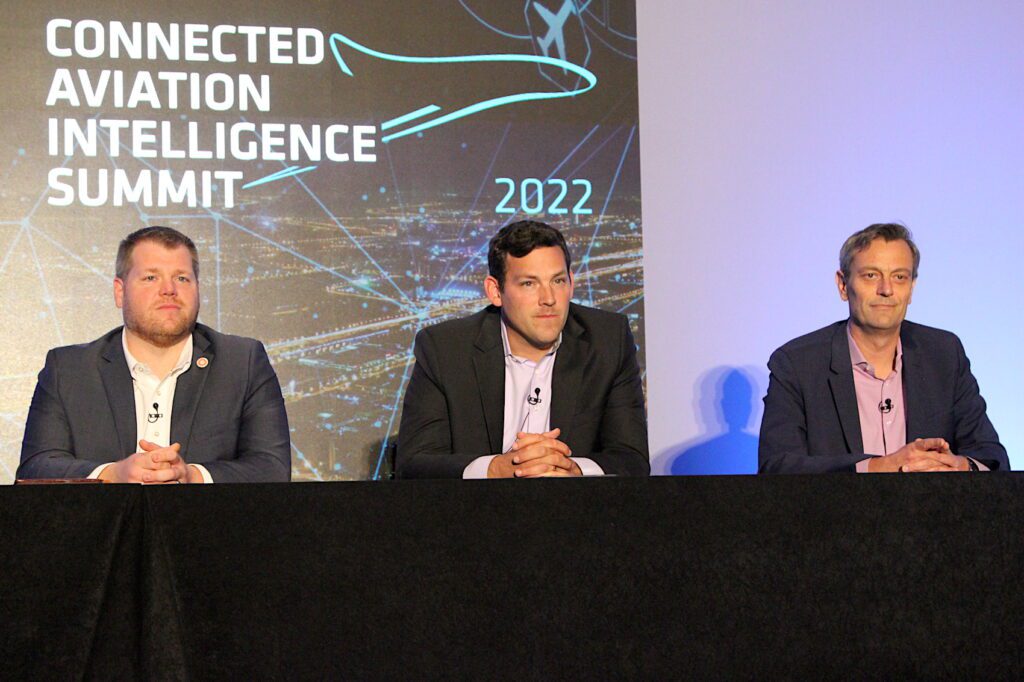SpaceX致力于向航空公司介绍Starlink和LEO在飞行中连接的优点