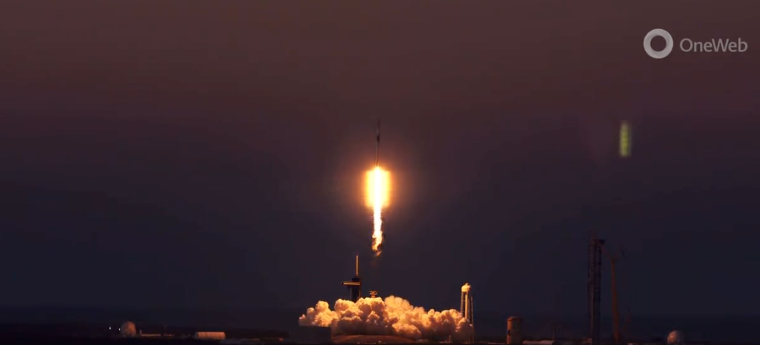 SpaceX首次执行OneWeb任务