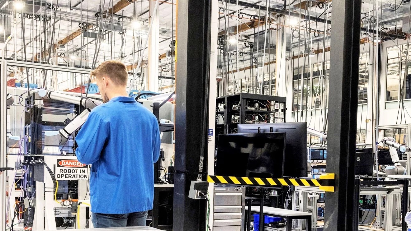 FCC批准了亚马逊3000多颗LEO宽带卫星计划